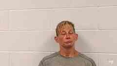 Mugshot of HOLLY HARRIS