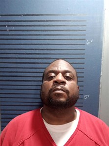 Mugshot of Larry D Edwards