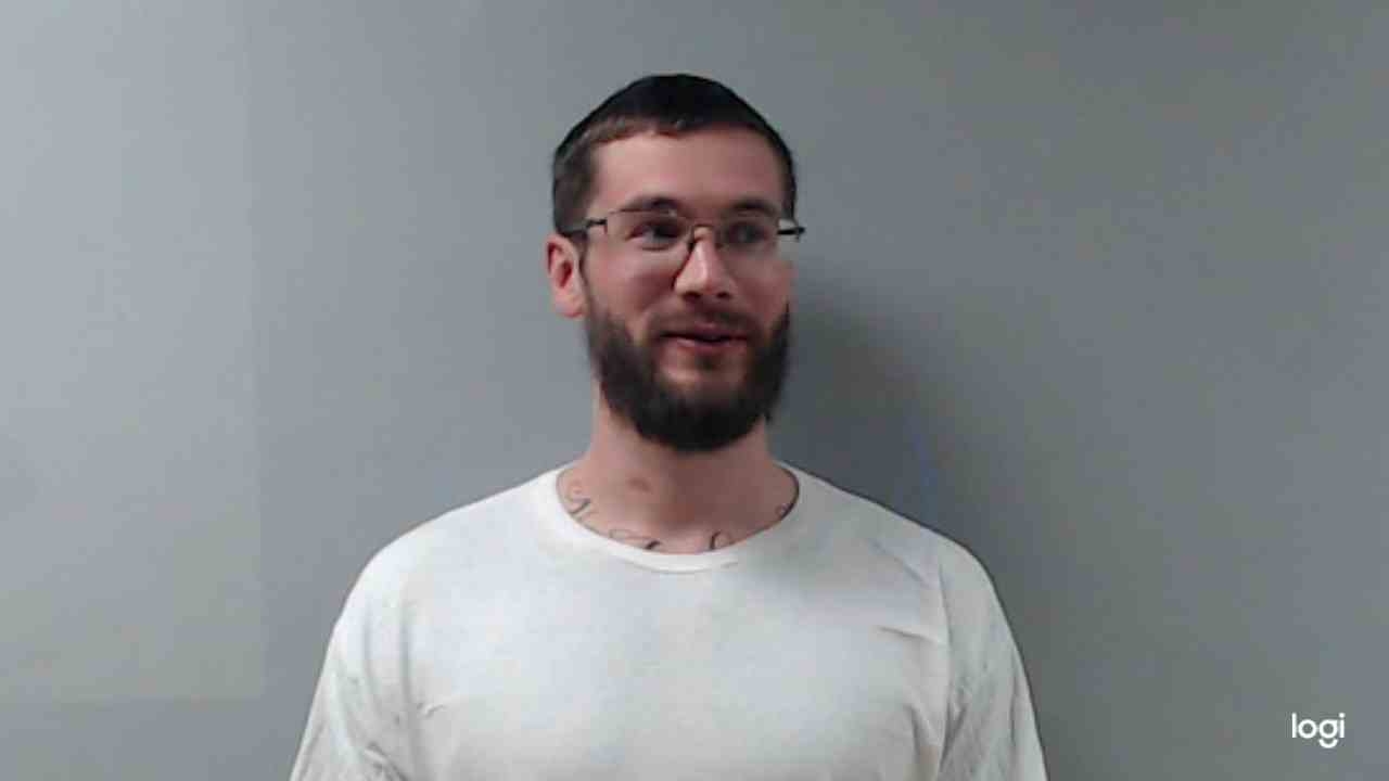 Mugshot of GRAYSON HUFSTETLER