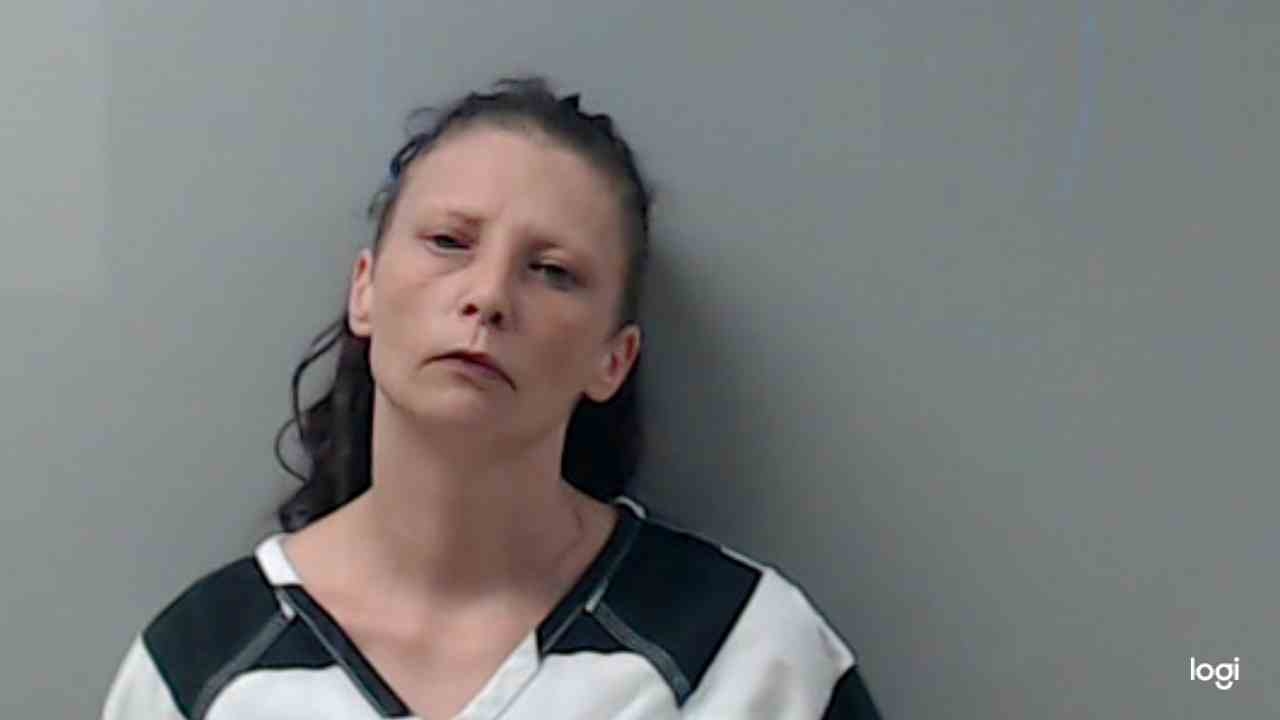Mugshot of MARIE RIFFE