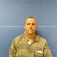 Mugshot of DAVID TROUTMAN