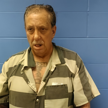 Mugshot of JEFFERY HOLLOWAY