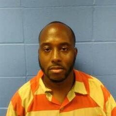 Mugshot of MARVIN REYNOLDS