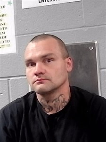 Mugshot of Chase Phillip Linstrom
