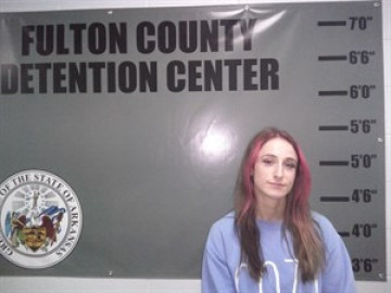 Mugshot of Lynzee Jordan Cooper