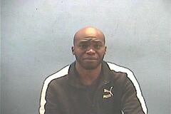 Mugshot of DEQUAN HUREY
