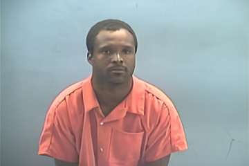 Mugshot of MCKINSEY DEWAYNE JR DAVIS