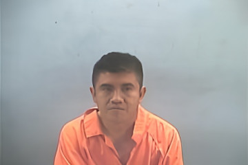 Mugshot of HERMENEGILDO PEREZ HERNANDEZ