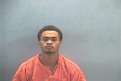Mugshot of JAYLAN NEAL TOLIVER