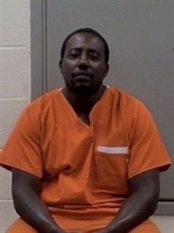 Mugshot of KEVIN D DIXON