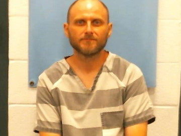 Mugshot of JOHNNY JUSTIN FRAZIER