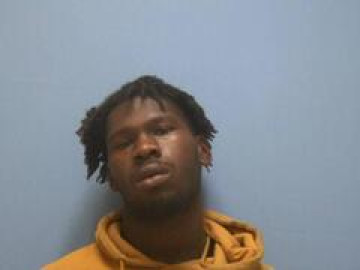 Mugshot of KENNETH KEONDRE BROWN