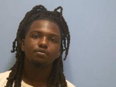 Mugshot of DARIYON WANYAN NEWSON