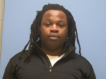 Mugshot of MARCKUS ROSHAE JOHNSON
