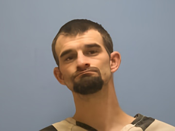Mugshot of DEVON RAY SHARP