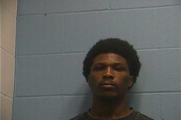 Mugshot of QMONTRAY D PAGE
