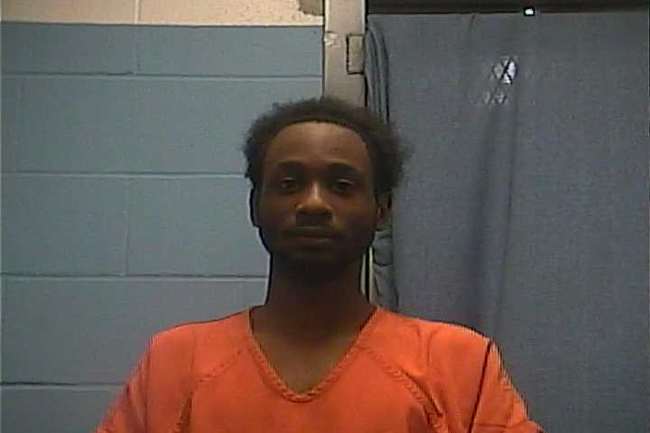 Mugshot of JAVARIUS A ROBINSON