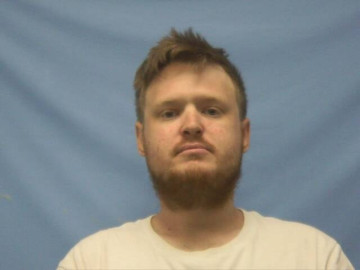 Mugshot of KYLE JORDAN KEMP