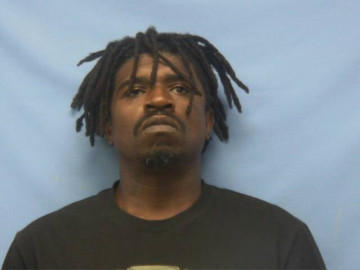 Mugshot of RICHARD LYNN JR CANNIMORE