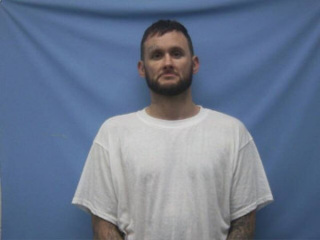 Mugshot of JUSTIN CHARLES JR ENGLE