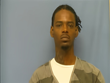 Mugshot of JOMAR SUMMONS