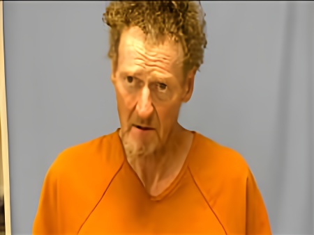 Mugshot of SCOTT OWEN