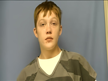 Mugshot of DYLAN MOSLEY