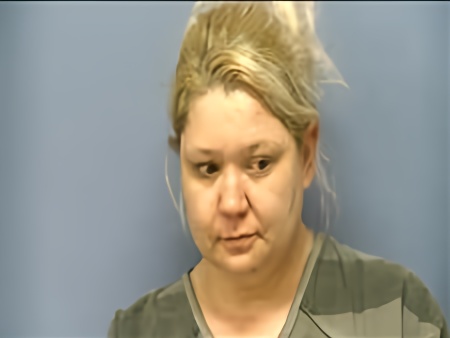 Mugshot of FELICIA ROBNETT