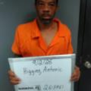 Mugshot of ANTONIC MONTEZ HIGGINS