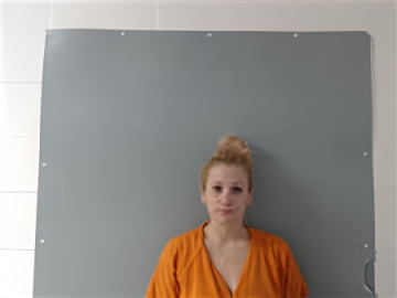 Mugshot of JESSICA LEE SAULSBURY