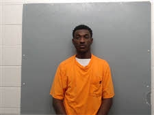 Mugshot of Dezmyion Aaron