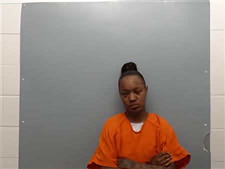Mugshot of MERCEDI DALIAN ROBINSON