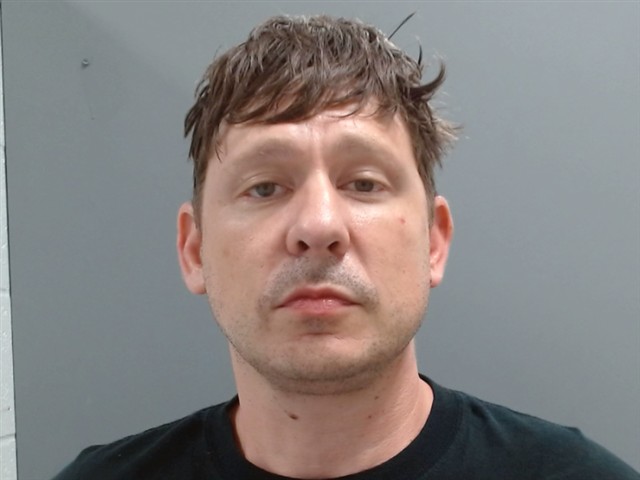 Mugshot of DEVIN TOMLINSON