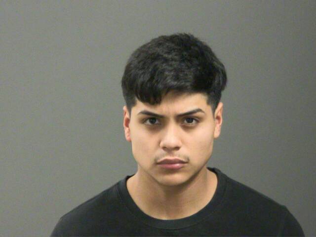 Mugshot of GILBERTO GORDILLO