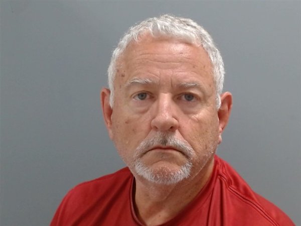Mugshot of DENNIS GILL