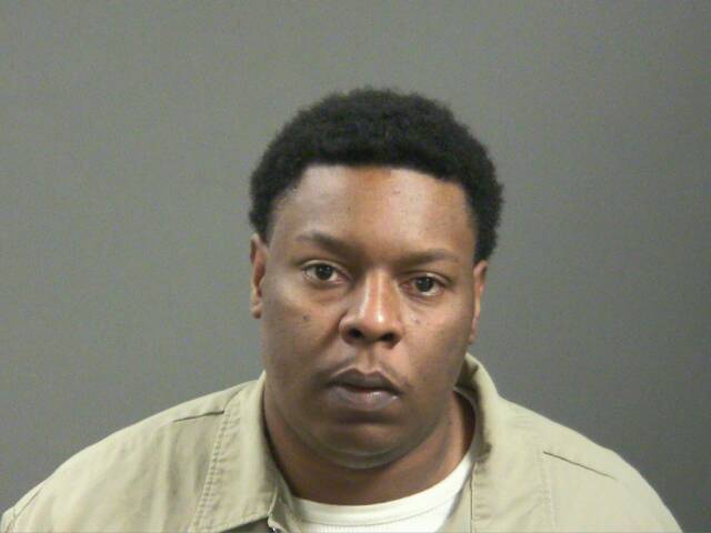 Mugshot of QUENTELL KNOX
