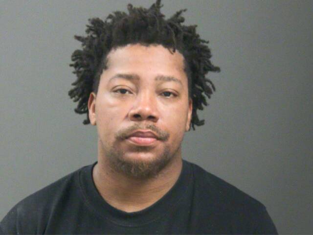 Mugshot of CHAVARES BALENTINE