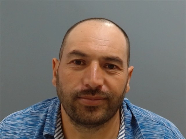 Mugshot of ROBERTO LUNA-LUNA
