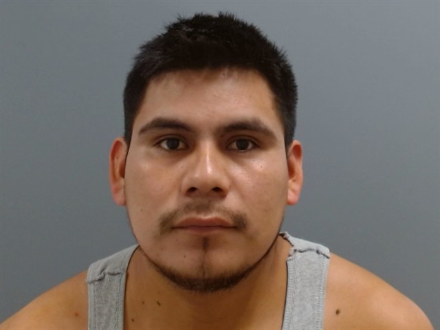 Mugshot of FROYLAN FLORES-MORALES