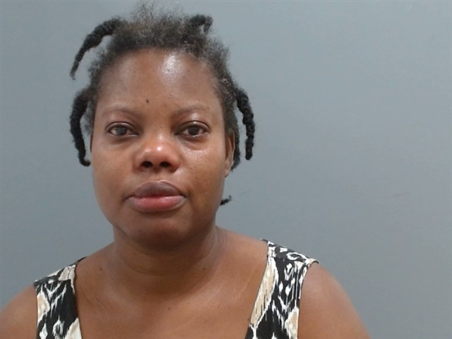 Mugshot of DAPHNEY PIERE