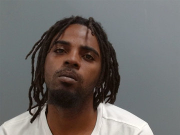 Mugshot of DONZEL YOUNG