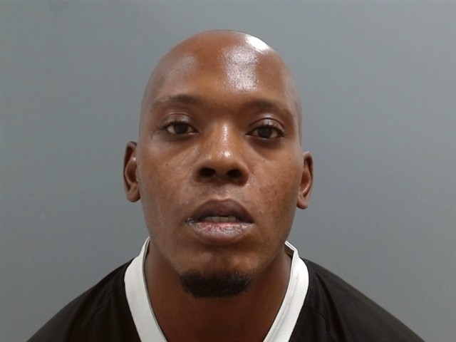 Mugshot of OSCAR LOWE
