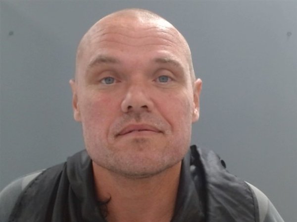 Mugshot of DARYL RAY