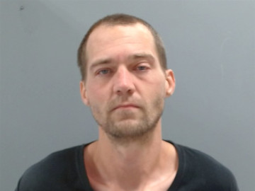 Mugshot of BRANDON OLIVER