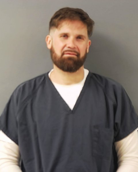 Mugshot of MICHEAL DALE, JR EILOLA