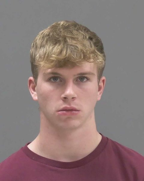 Mugshot of Riley Matthew Steltzner