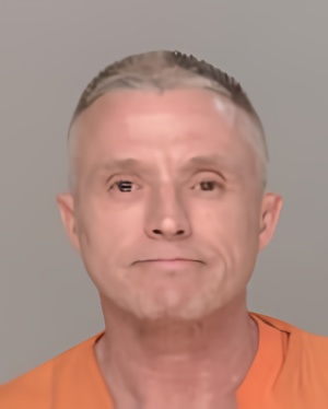 Mugshot of Robert Hernandez
