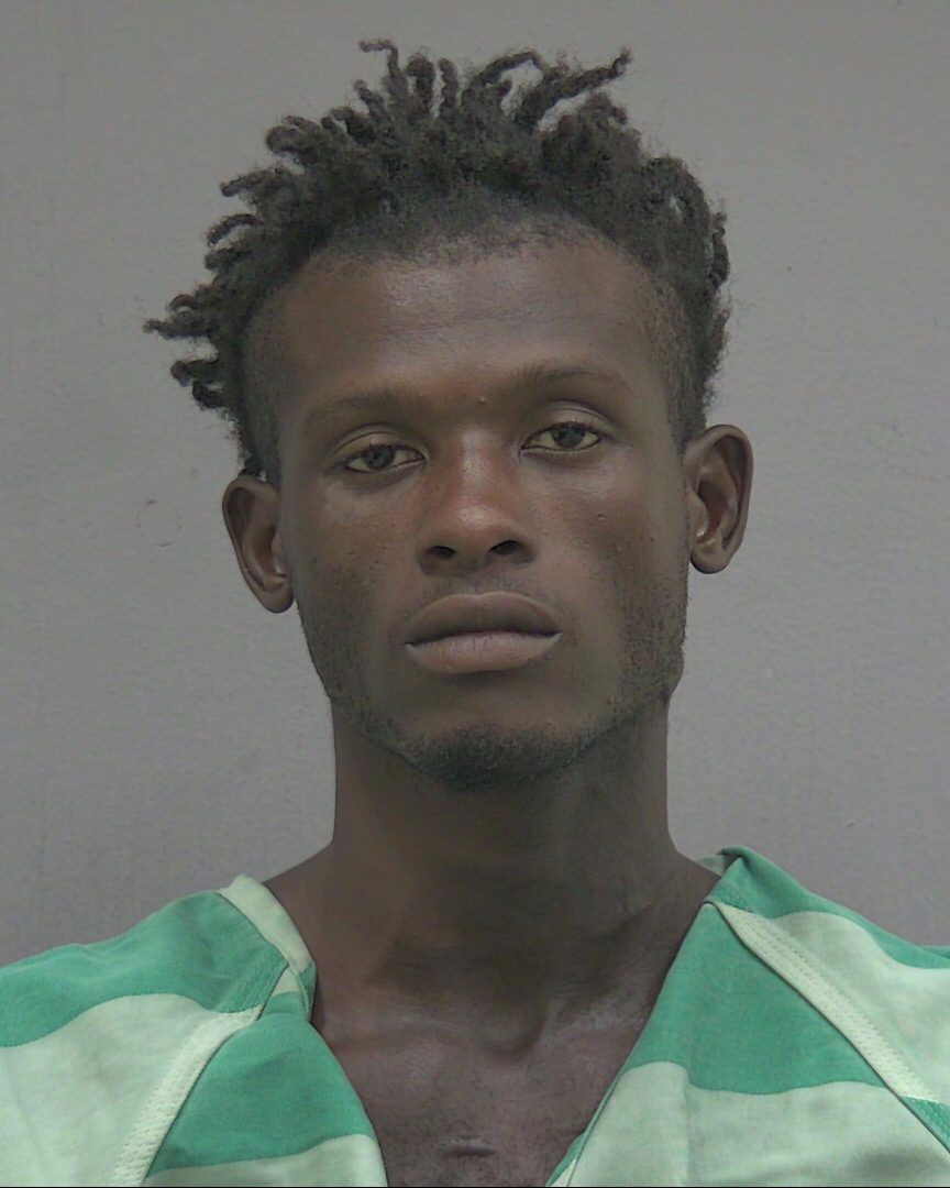 Mugshot of DIVONTE DESHAUN ARNOLD