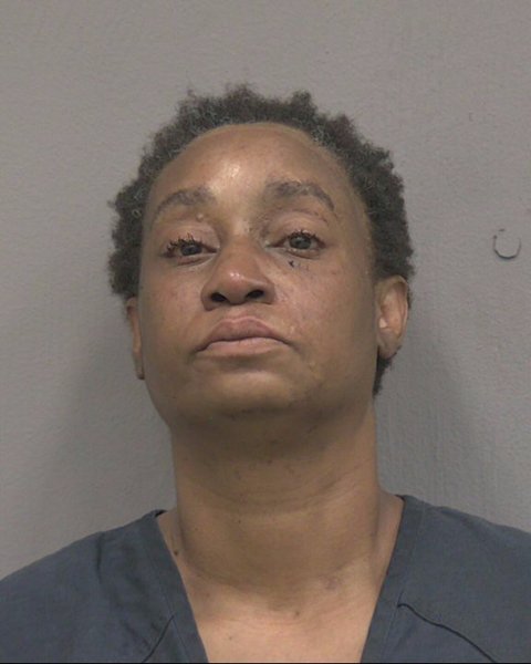 Mugshot of SCHNECIA LAVETT BATIE