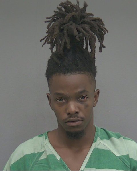 Mugshot of JA'QUAN TYRESS HOLMES